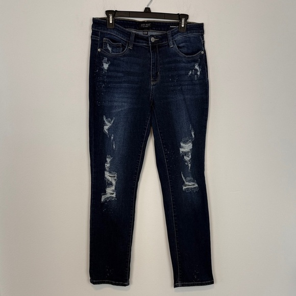Judy Blue Distressed Boyfriend Fit Jeans. Size 11/30. Dark wash. Bleach Splatter - Picture 1 of 11